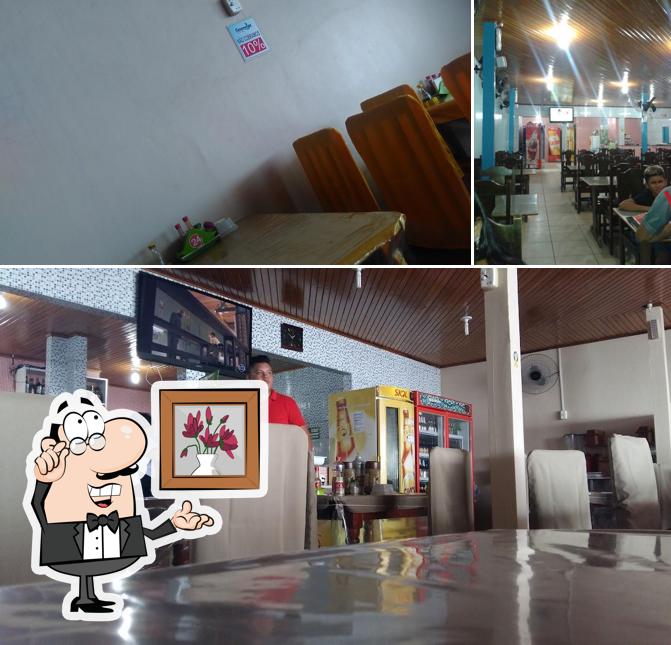 O interior do Restaurante Caravellas