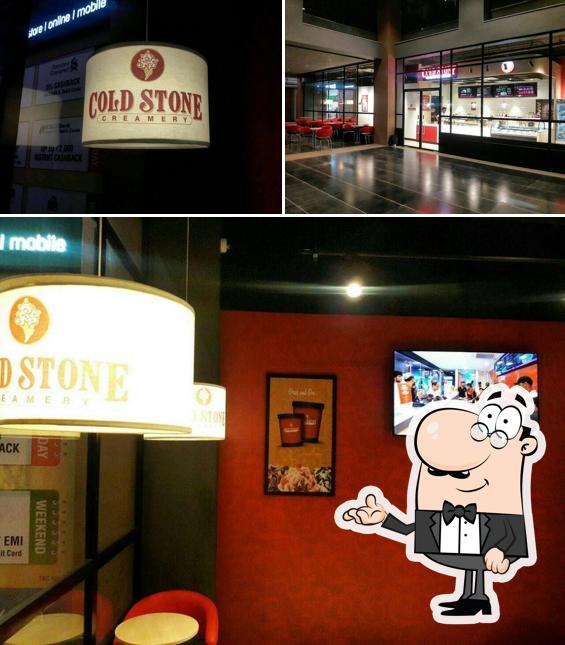 Take a seat at one of the tables at Cold Stone Creamery