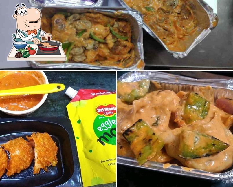 Chicken curry at Jangali Momos