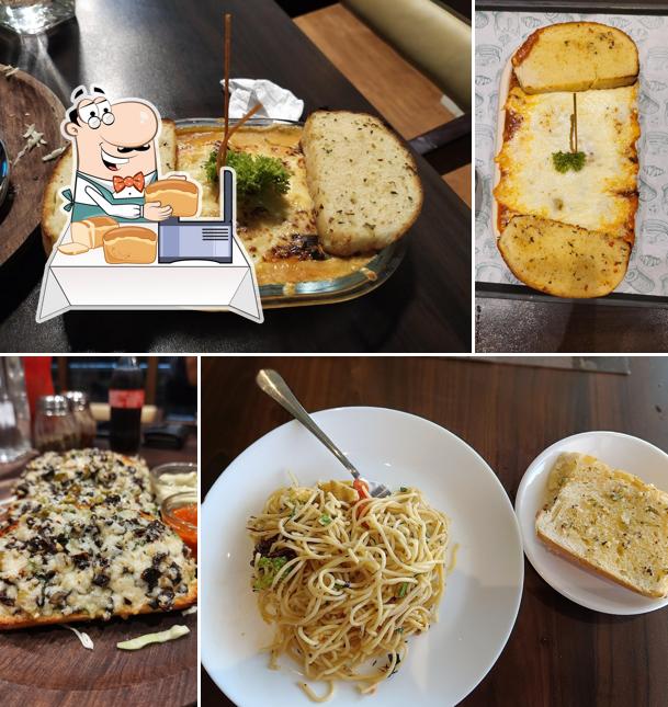 Garlic bread at Seven Herbs - place of flavours