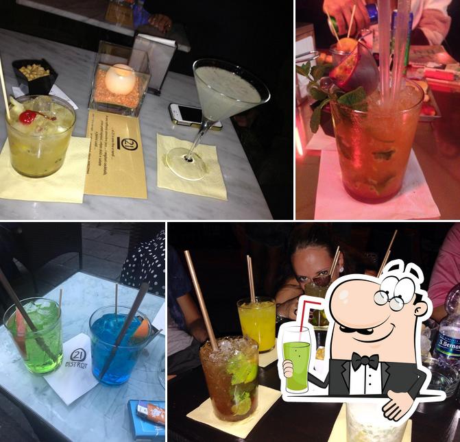 21 - Lunch Music Bar