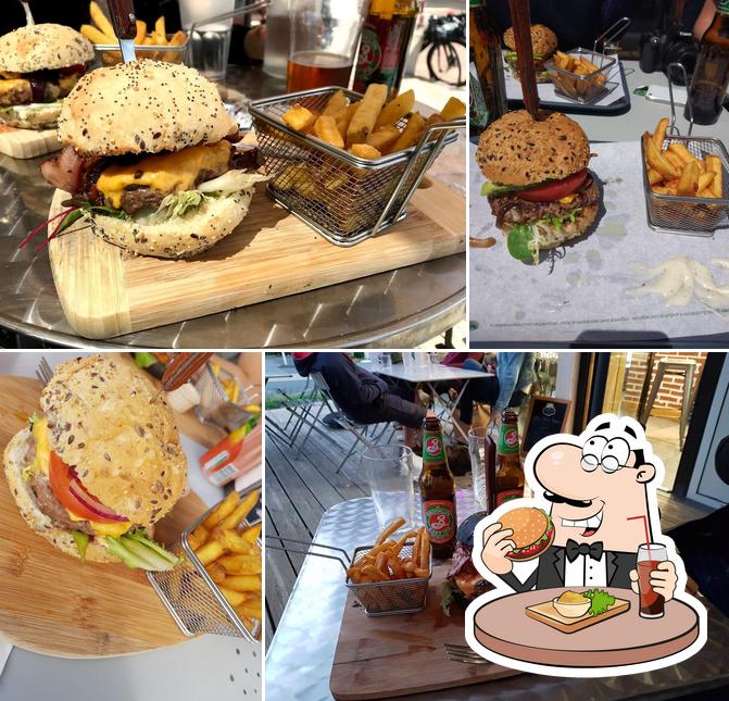 Captain's Café