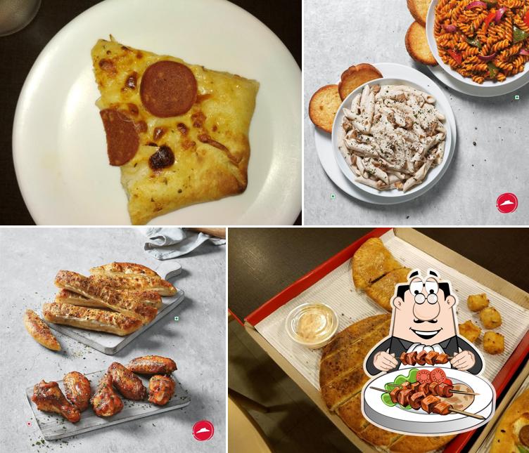 Food at Pizza Hut JM Towers, Shillong