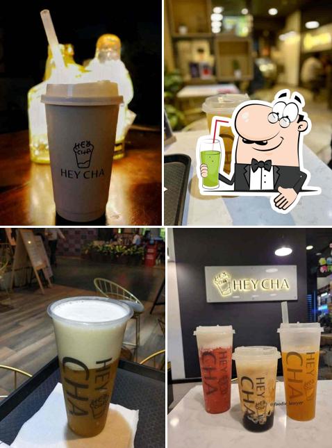 HeyCha offers a variety of beverages
