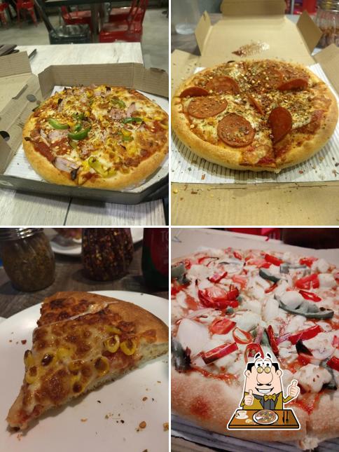 Pick pizza at Pizza Hut Bomasandra, Bangalore