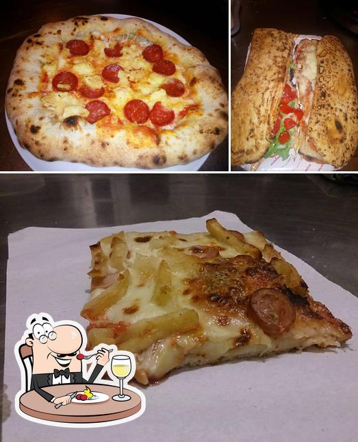 Cibo al Pizzeria Fermati Qui
