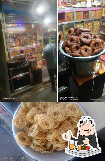 Food at Ragavi Hot Chips