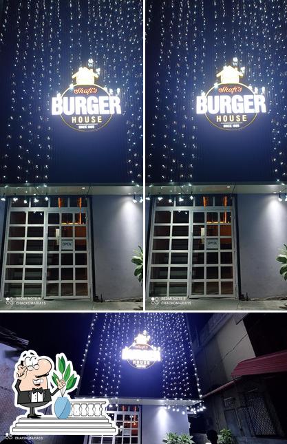 The exterior of Shafi's Burger House