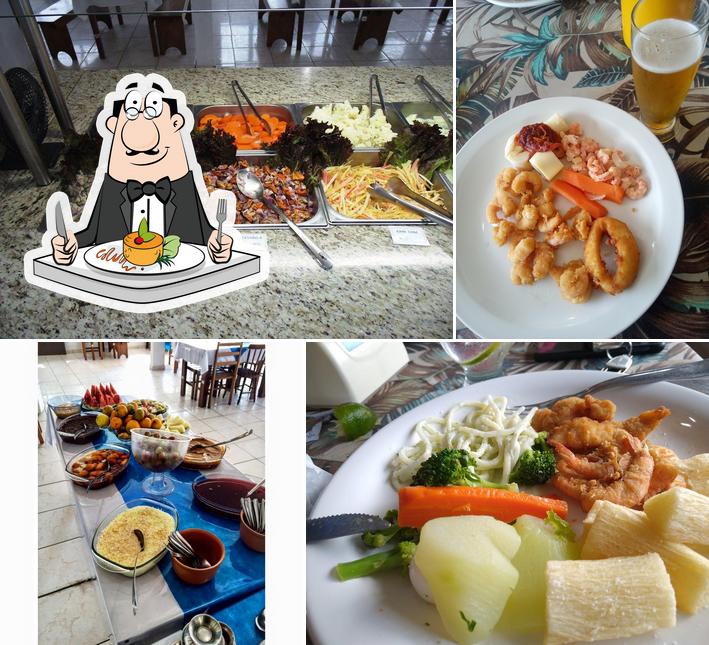 Comida em Restaurante Barra do Saí