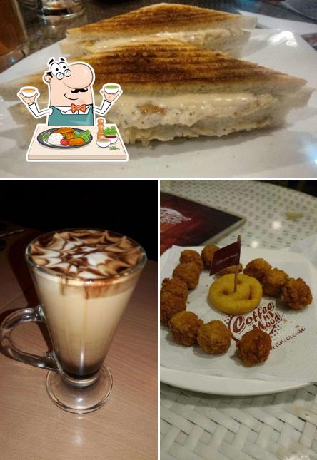 Food at Coffee n Mood