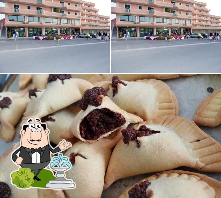 Dada Cafè si caratterizza per la esterno e cibo