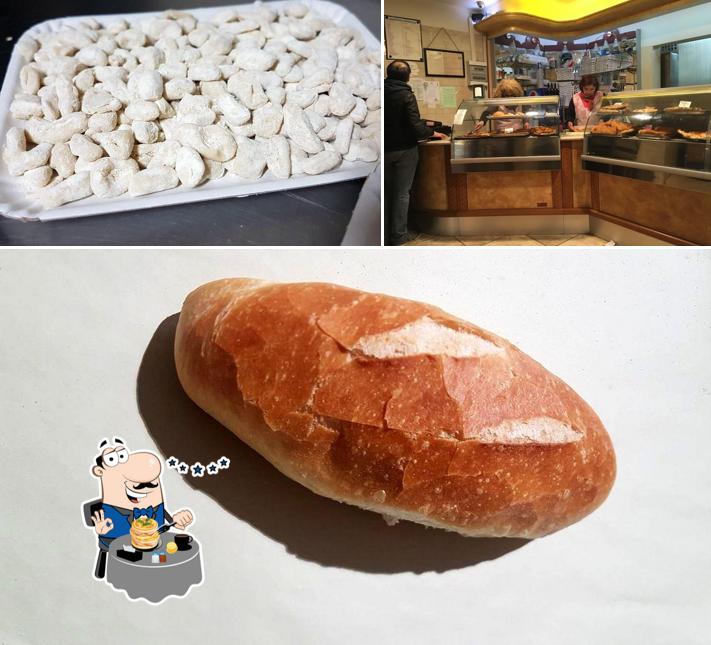 La cibo e interni del ristorante