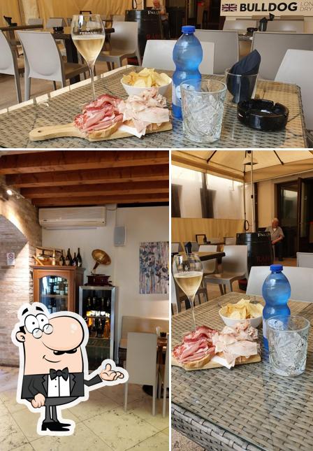 Gli interni di Al Bacaro
