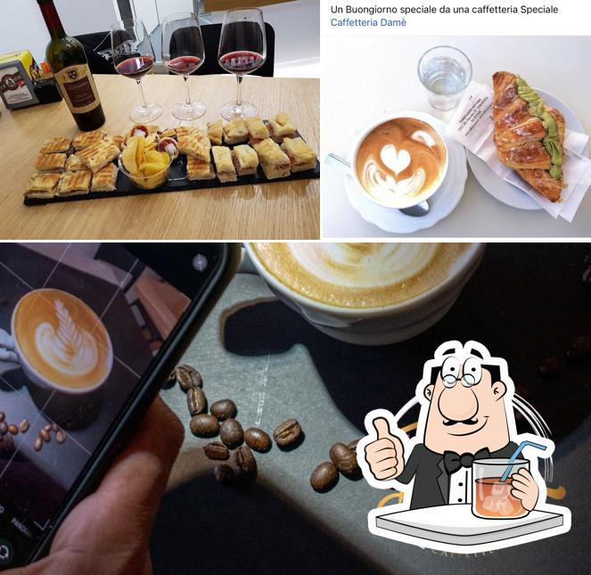 Prova un drink dal menu