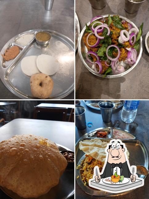 Meals at Hotel Aryaas Veg