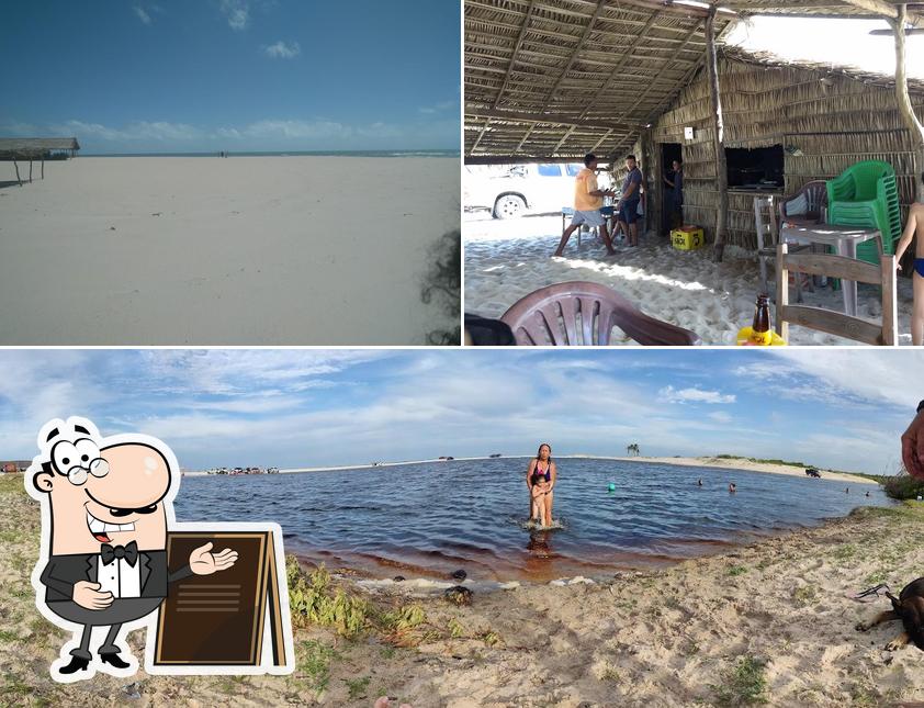 Veja imagens do exterior do Barraca João De Deus do Batoque