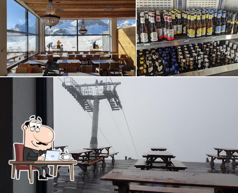 Gli interni di Aussichtsrestaurant Schneehüenerstock