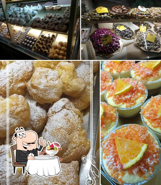 Pasticceria Cristiani propone un'ampia gamma di dessert