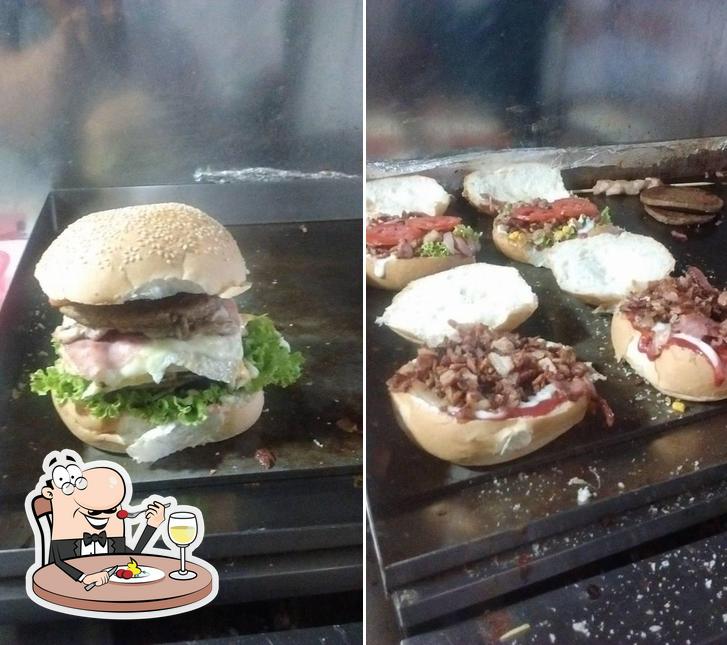 Platos en Bibi Lanches E Hot Dog