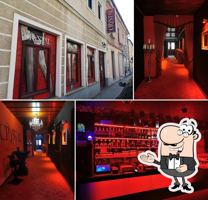 Ecco una foto di CRYSTAL NIGHT CLUB