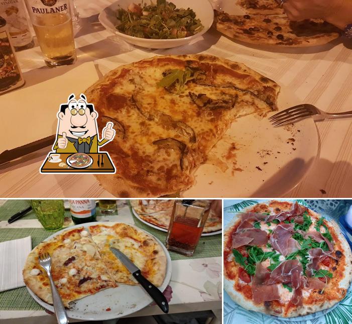 Ordina tra le molte varianti di pizza