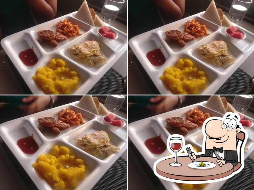 Meals at Daman Delite