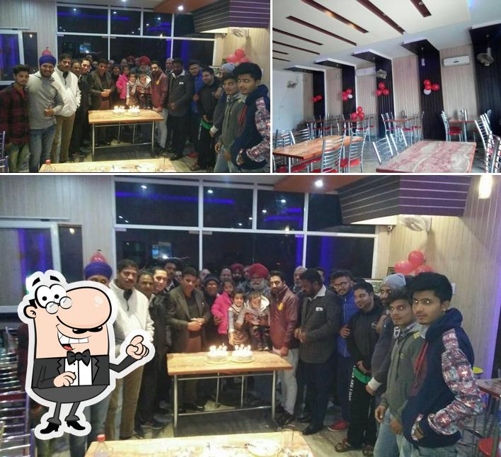 Check out how Amrit Dhaba looks inside