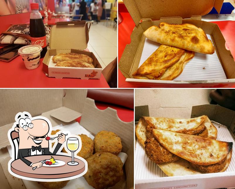 Food at Domino's Pizza The Hub Mall, GUWAHATI