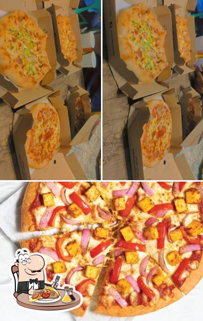 Pick pizza at Pizza Hut Puri City Center Ranibagh, Delhi