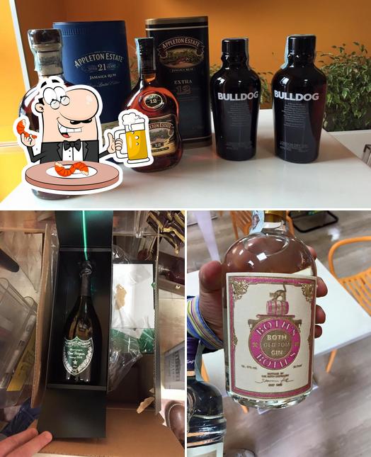 Puoi prenderti un rinfrescante bicchiere di birra chiara o scura