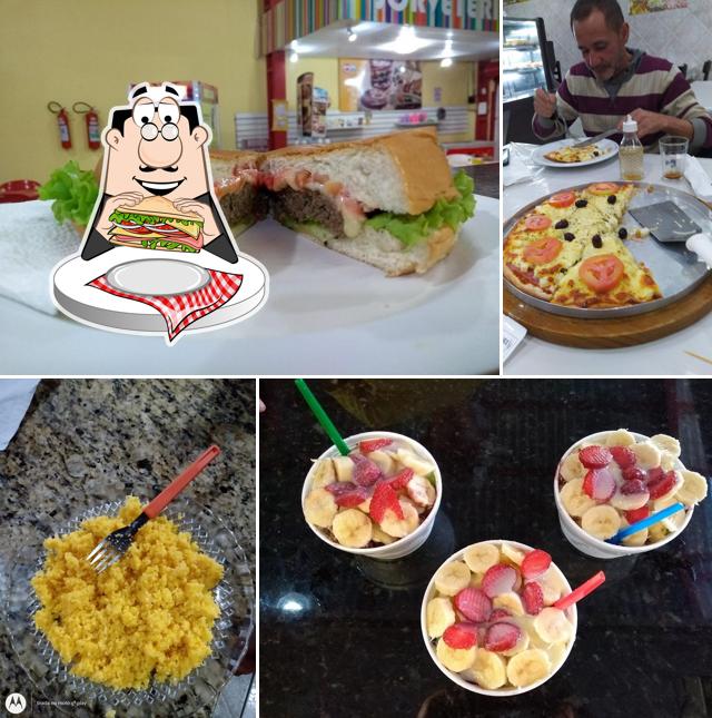 Clube sanduíches em Galpão Lanches