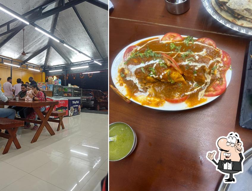 The interior of BHAIJAAN DHABA