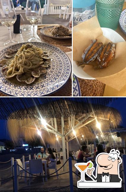 La foto di bevanda e interni da CLAMPETIA RISTO-LIDO-APERITIVERIA