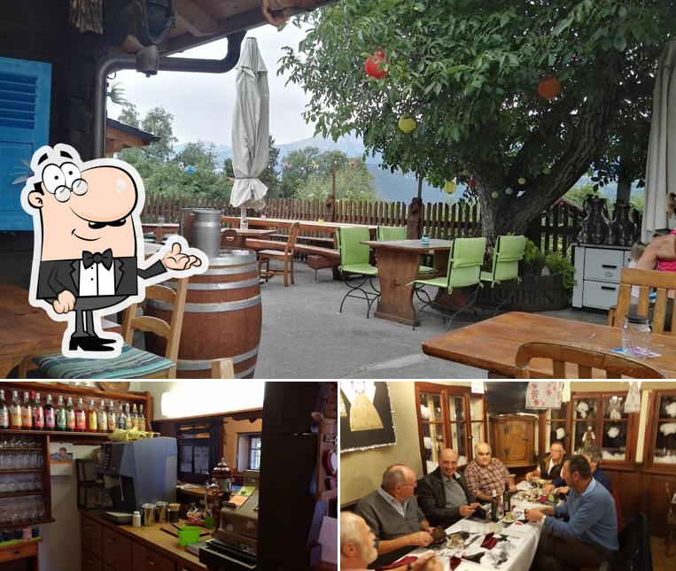 Gli interni di Café des Promeneurs