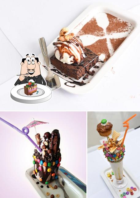 Chocolate cake at Tagi Scoopings N Toppings