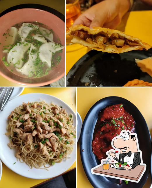 Food at Just Momoz