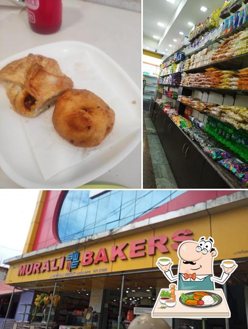 MURALI BAKERS PAYIPAD is distinguished by food and interior