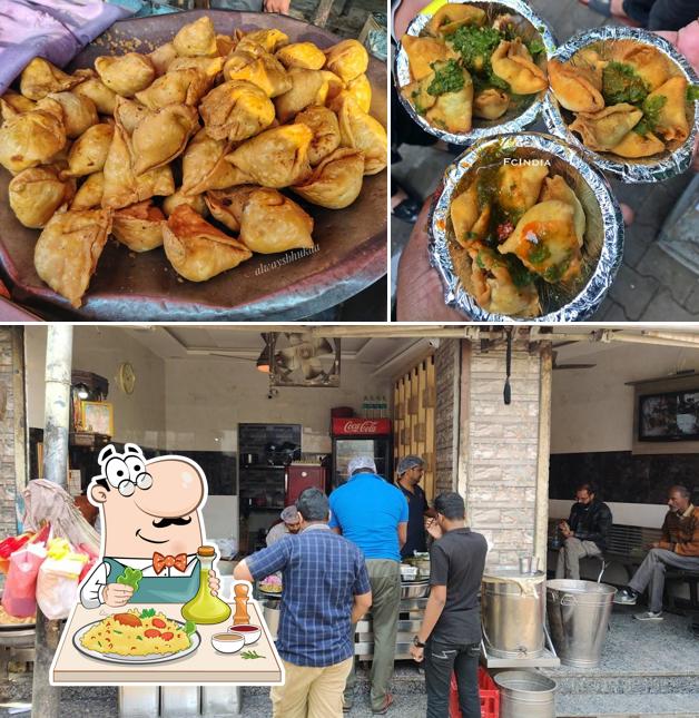 This is the photo displaying food and interior at Sukhbeer Singh Samosa Wale