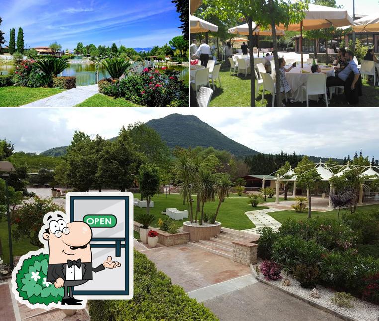 Green Park Restaurant Events si caratterizza per la esterno e tavolo da pranzo