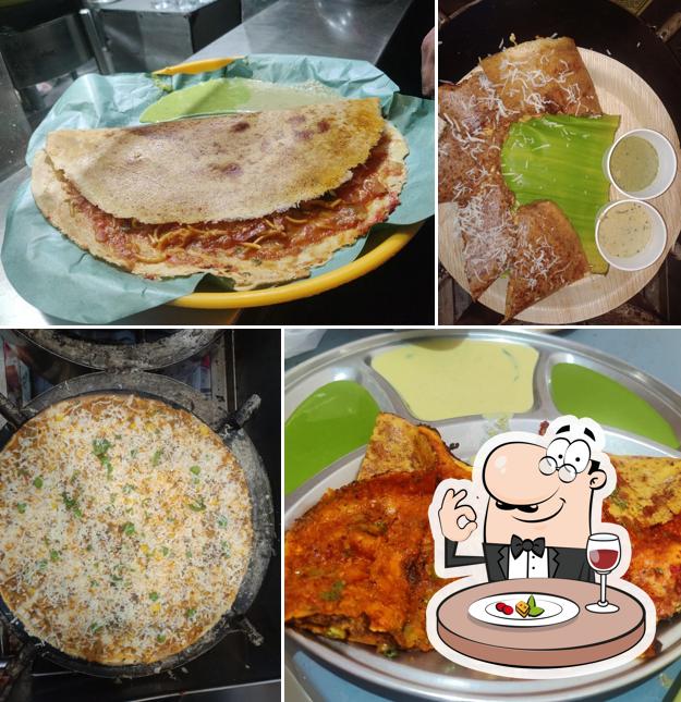 Food at Famous 99 Variety Dosa Corner