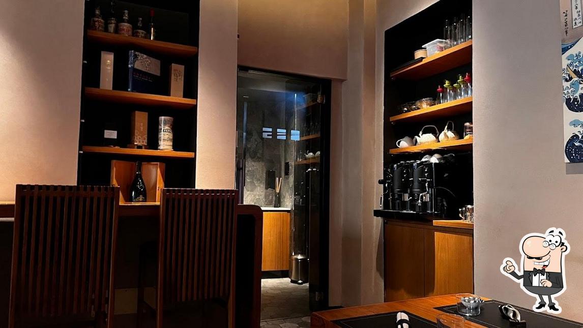 Siediti a un tavolo di Cultour - Sushi Culinary Tour