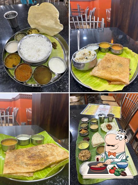 Chicken curry at Sri Skandha Bhavan