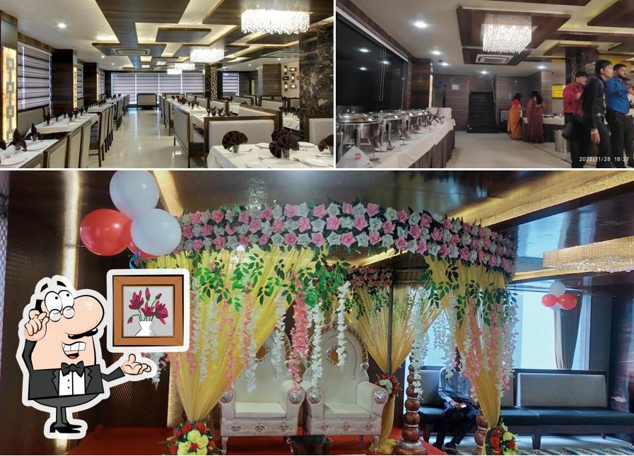 The interior of Dinner Point Restaurant And Banquet