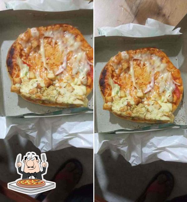 Try out pizza at Hot Chik