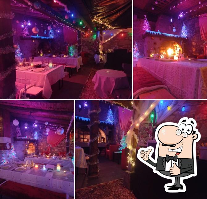 Ecco una foto di The Flame Bar