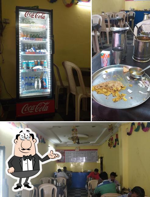 The interior of Bihari Dhaba