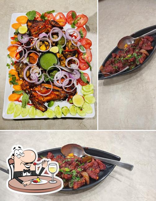 Food at TAJ LAZEEZ RESTAURANT