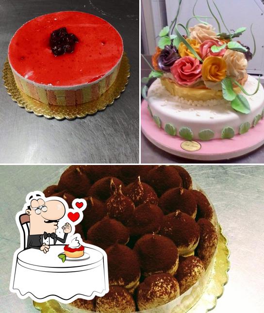 Non scordarti di provare un dessert a Bar Buono
