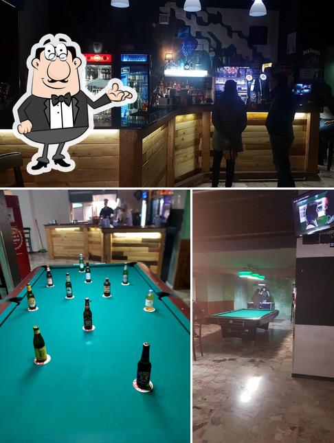 La foto della interni e bancone da bar di Lucio's Cocktailbar
