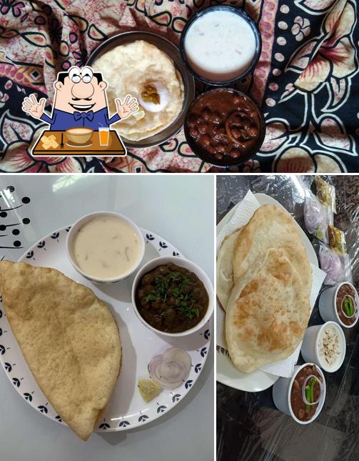 Meals at Chole Di Rasoi (Chole Bhature)